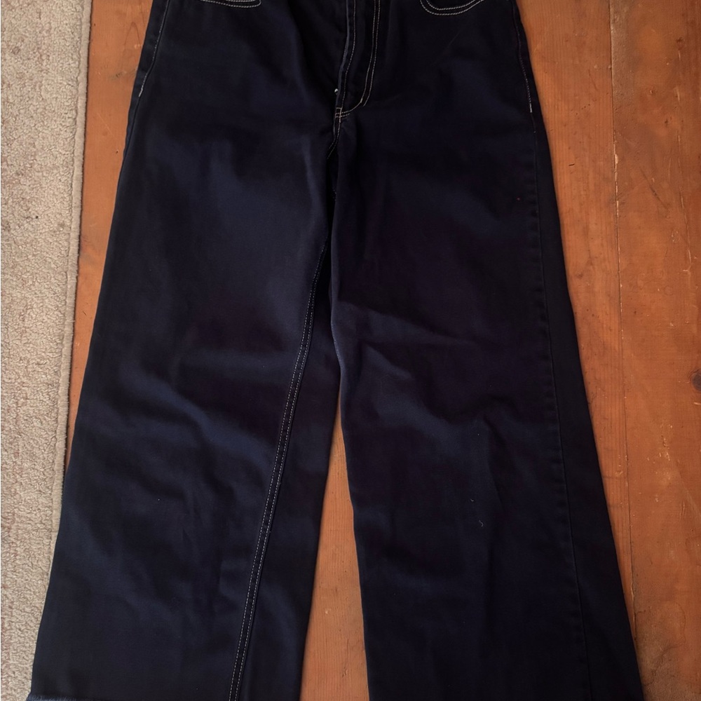 Wide Leg Black Jeans with Contrast Stitching